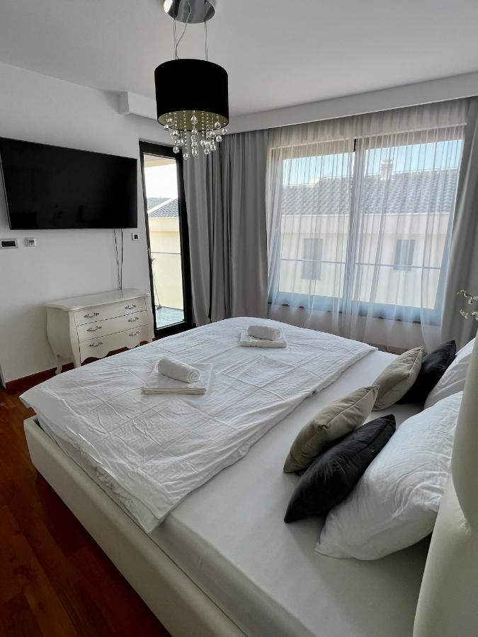 Luxury Laurus Penthouse With Awesome Sea View Apartment พรีมอชเตน ภายนอก รูปภาพ